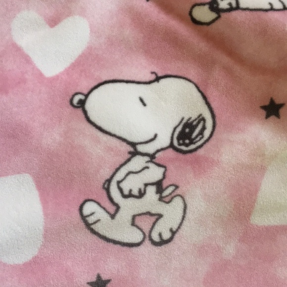 MUNKI MUNKI Peanuts Snoopy Hearts Velour Pajama Set Women's - Picture 16 of 16